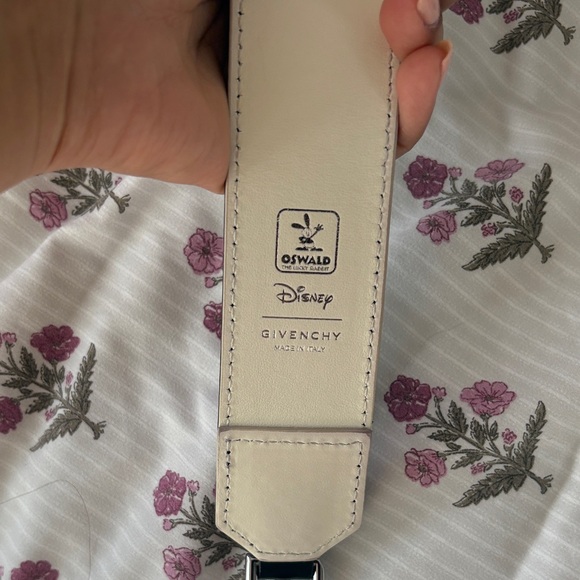 Givenchy Pink Canvas Tote Disney edition - Picture 5 of 7